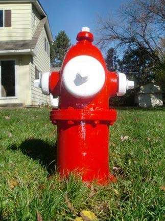 264 E. Beach - Red and White Caps